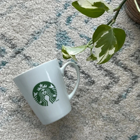 2011 Starbucks  mug - Picture 2 of 5